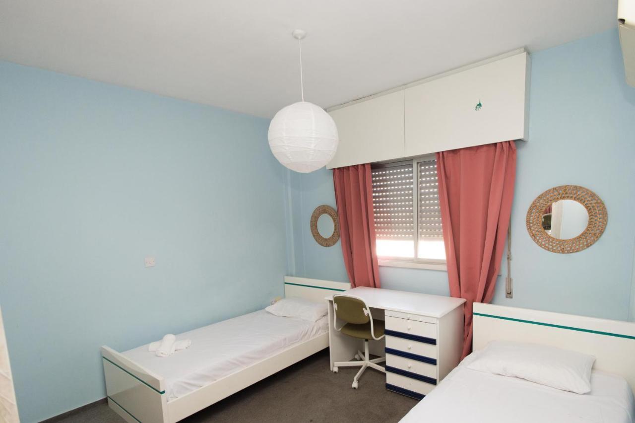 Private Room In A Shared Flat At Best Location Limasol Buitenkant foto